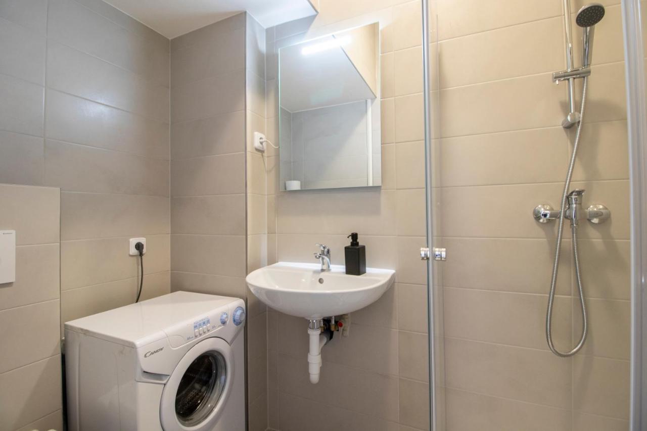 Prague Apartments Bagian luar foto
