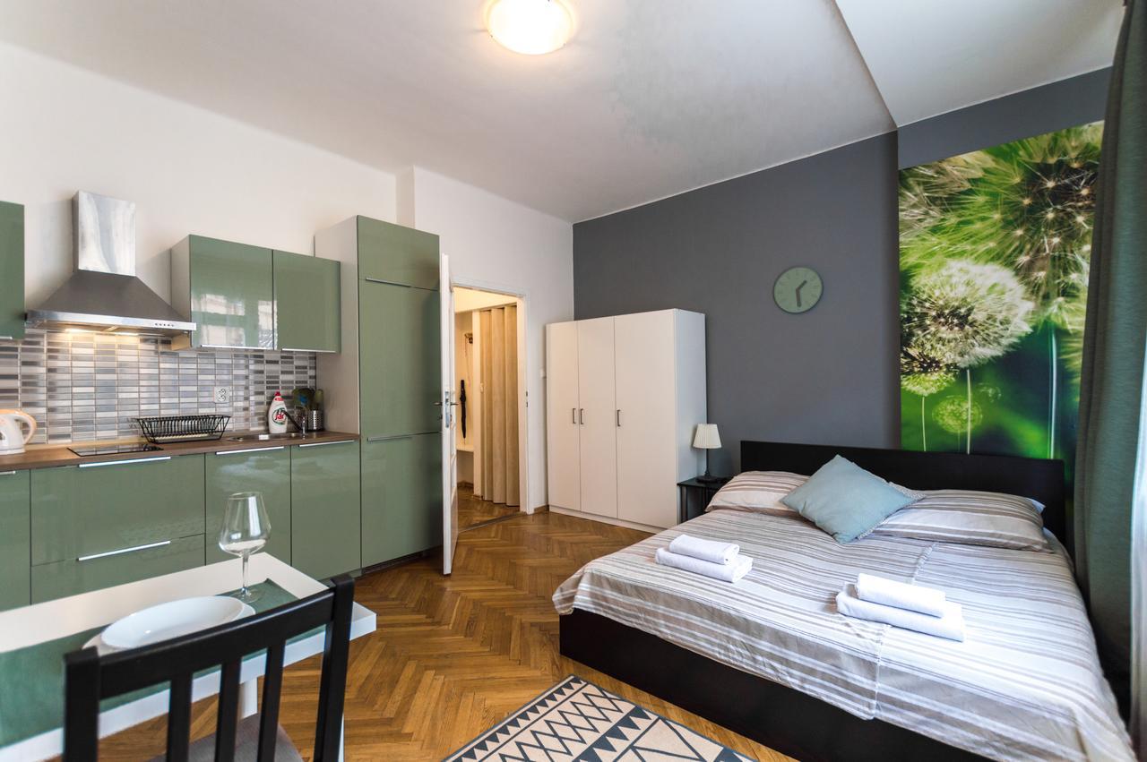 Prague Apartments Bagian luar foto