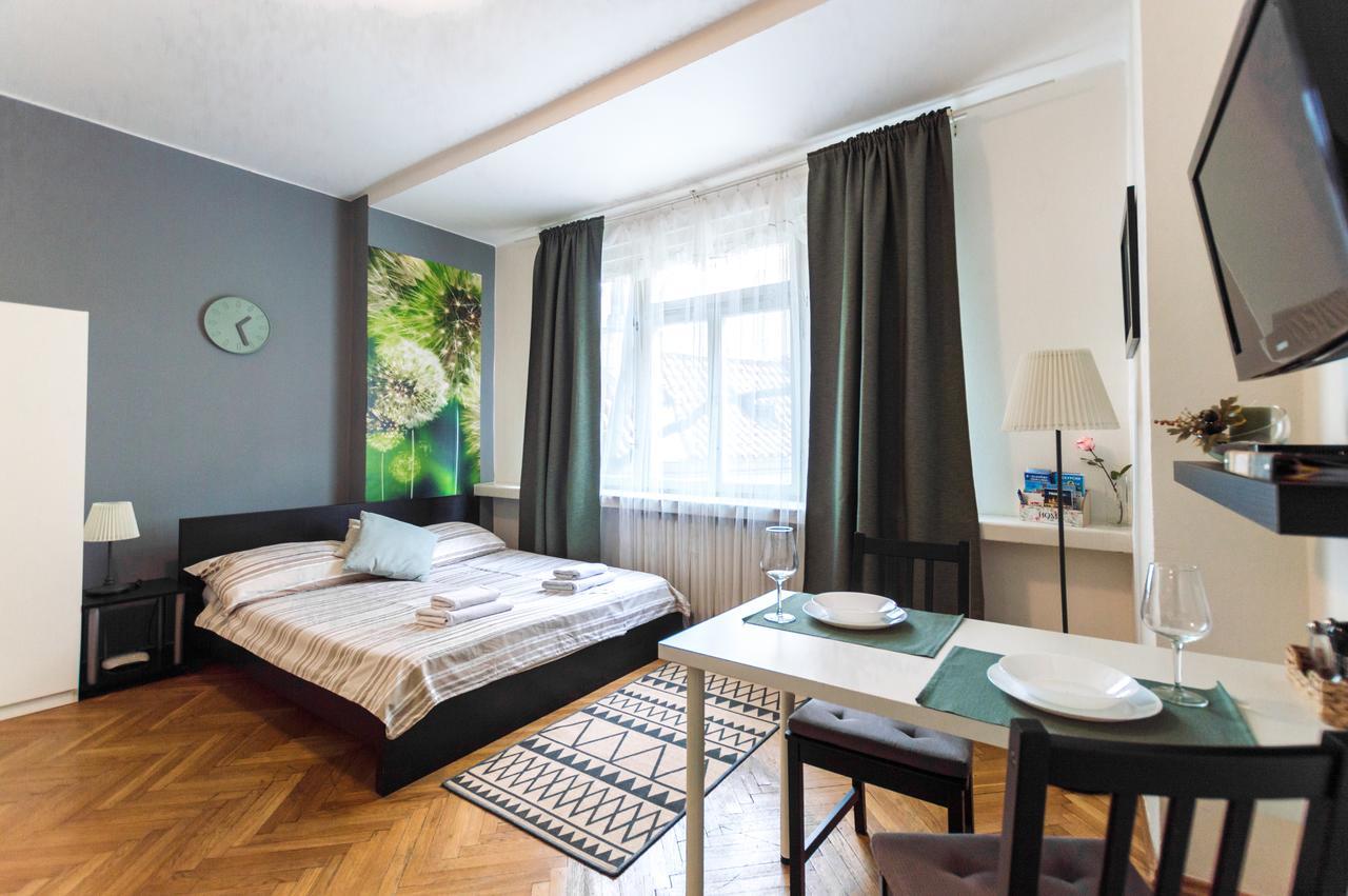 Prague Apartments Bagian luar foto